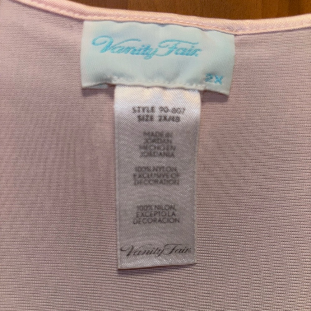Vanity Fair Light Pink Silky Pajama Top Size 2X Night Shirt Vintage Made in USA - Picture 3 of 7